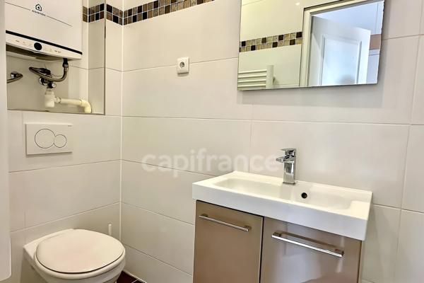 Appartement à louer 2 pièces en excellent état LES RIGOLLOTS - FONTENAY SOUS BOIS (94) - Bail meublé
