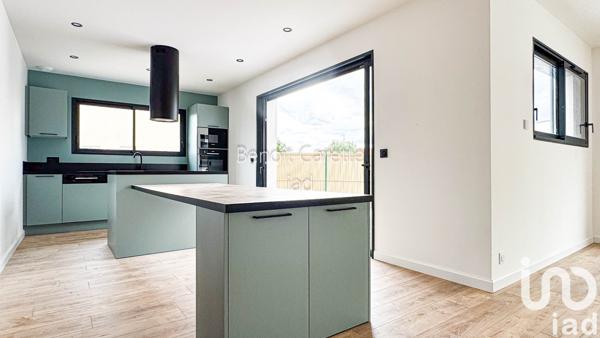 House for sale 5 rooms 145 m² Saint-Hippolyte