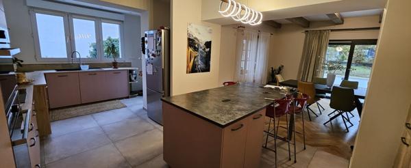 Maison de Maître entièrement rénovée – 236 m² – Terrasse 80 m²