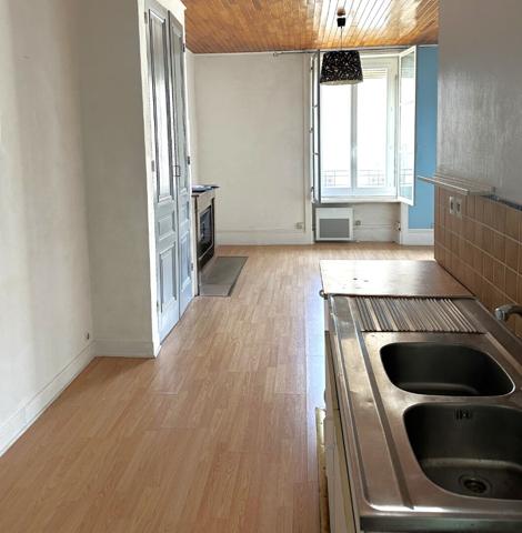 Appartement 3 pièces 49 m2, 1 chambre, Dernier étage