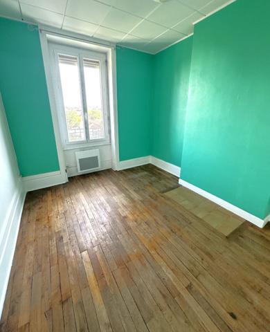 Appartement 3 pièces 49 m2, 1 chambre, Dernier étage