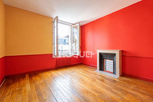 3 pièces 2 chambres / Dernier étage - Ascenseur / Calme / Lumineux / Charme de l'ancien