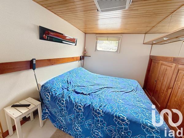 House for sale 3 rooms 60 m² Paris 4