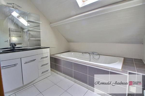 Maison à 10 MIN DE VOVES 3 CHAMBRES
