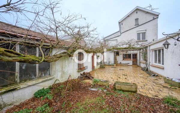 Maison à vendre    8 pièces • 148 m2 Marpent