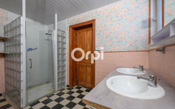 Maison à vendre    8 pièces • 148 m2 Marpent