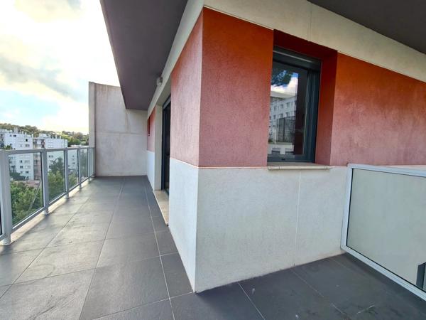 Location Appartement 1 pièces 27 m2 à Cannes