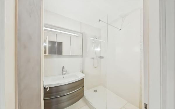 Appartement à louer    3 pièces •  Valence