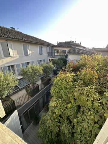 L'Isle-sur-la-Sorgue (84800) MAGNIFIQUE PROPRIÉTÉ CENTRE HISTORIQUE