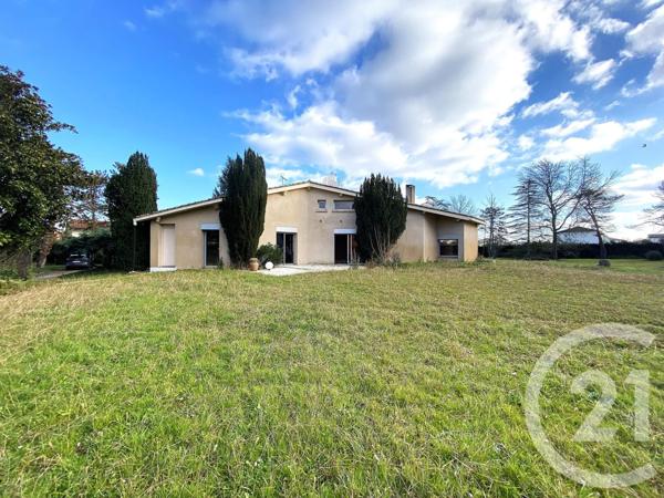 Maison à vendre  9 pièces - 350 m2 BEAUZELLE - 31