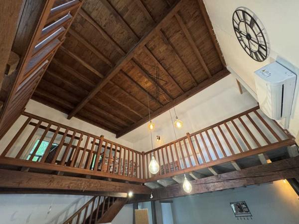 Maison ancienne - Le bugue Grande maison de village avec jardin et dépendance attenante pour activité annexe
