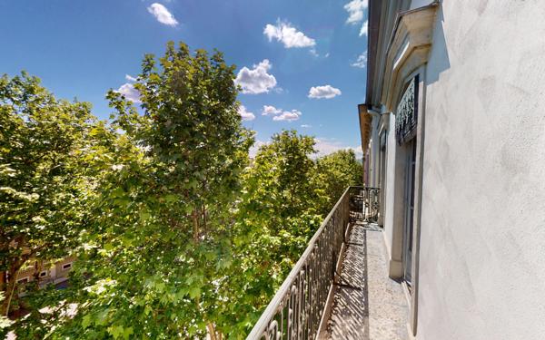 Appartement à vendre    3 pièces • 69,15 m2 Lyon 4