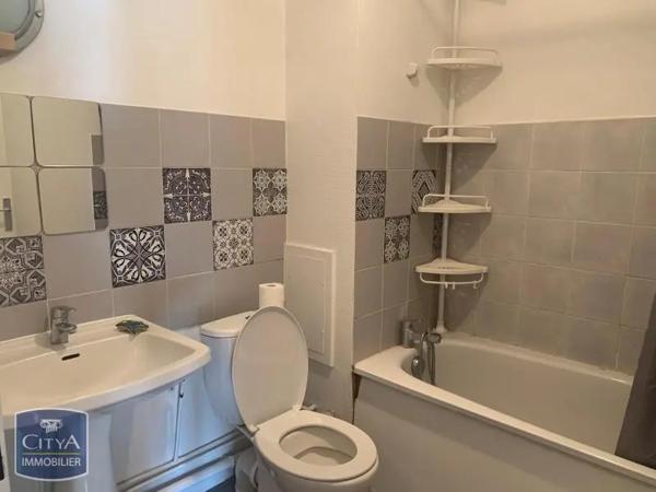 Appartement à louer 1 pièce 28.96m² Lille (59000)