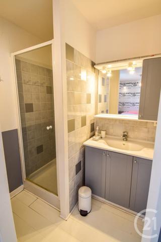 Maison à vendre  9 pièces - 180,34 m2 MISERIEUX - 01