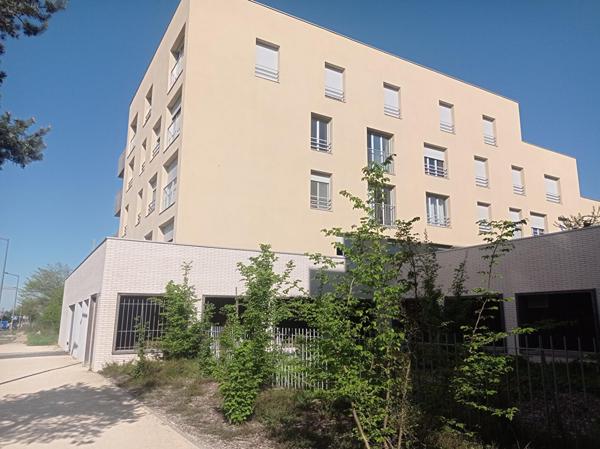 LOCATION TYPE 4 MEUBLE _ ANGERS, Angers 49000