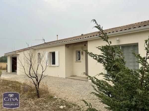 Maison à vendre 4 pièces 91.6m² Aussac-Vadalle (16560)