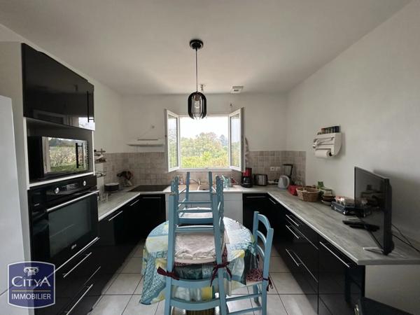 Maison à vendre 4 pièces 91.6m² Aussac-Vadalle (16560)