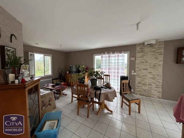 Maison à vendre 4 pièces 91.6m² Aussac-Vadalle (16560)