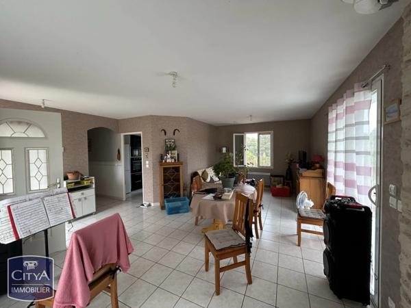 Maison à vendre 4 pièces 91.6m² Aussac-Vadalle (16560)