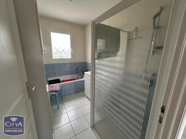 Maison à vendre 4 pièces 91.6m² Aussac-Vadalle (16560)
