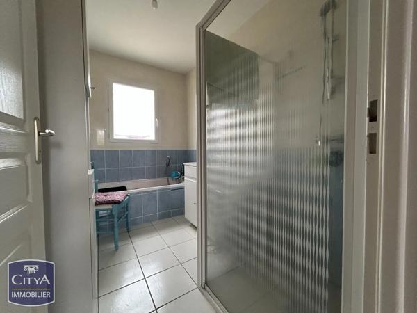 Maison à vendre 4 pièces 91.6m² Aussac-Vadalle (16560)