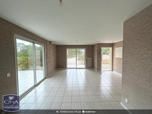 Maison à vendre 4 pièces 91.6m² Aussac-Vadalle (16560)
