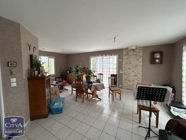 Maison à vendre 4 pièces 91.6m² Aussac-Vadalle (16560)