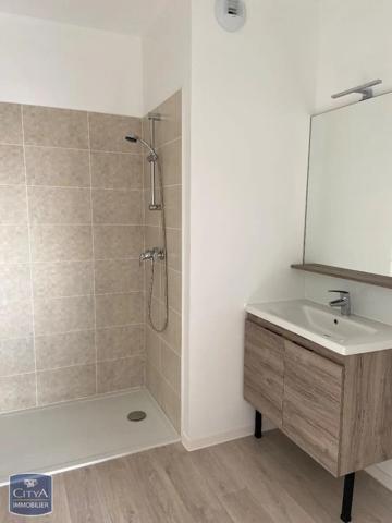 Appartement à louer 4 pièces 87.51m² Lormont (33310)
