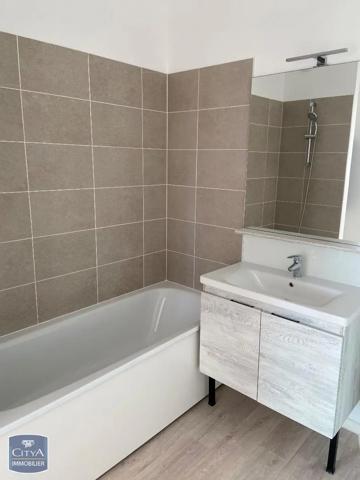 Appartement à louer 4 pièces 87.51m² Lormont (33310)