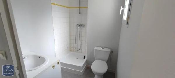 Appartement à louer 1 pièce 23.69m² Poitiers (86000)