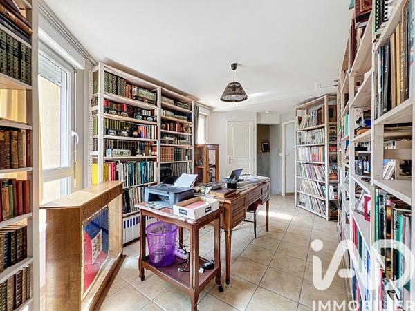 Maison à vendre 8 pièces 165 m² La Cavalerie