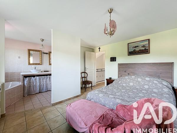 Maison à vendre 8 pièces 165 m² La Cavalerie