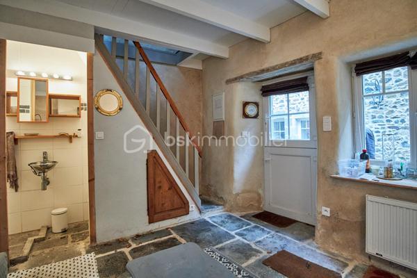 Maison en pierre de 180 m²