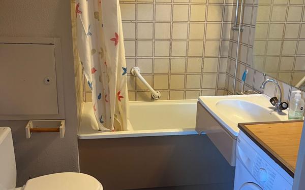 Appartement à louer    2 pièces • 17 m2 Gréoux-les-Bains