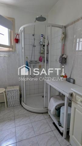 Maison chouchoutée avec garage et joli jardin