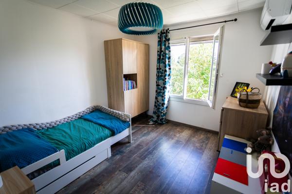 House for sale 5 rooms 103 m² Morières-lès-Avignon