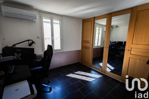 House for sale 5 rooms 103 m² Morières-lès-Avignon