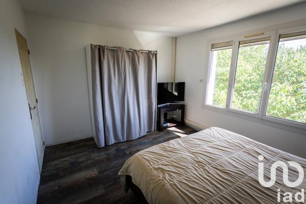 House for sale 5 rooms 103 m² Morières-lès-Avignon