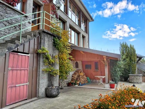 MAISON A VENDRE - GEX - Centre Historique - Maison atypique vue Mont Blanc - 180 m2 - Jardin 698 m2