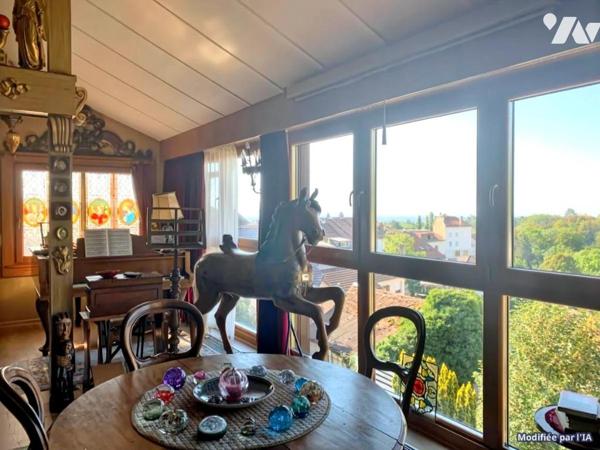 MAISON A VENDRE - GEX - Centre Historique - Maison atypique vue Mont Blanc - 180 m2 - Jardin 698 m2