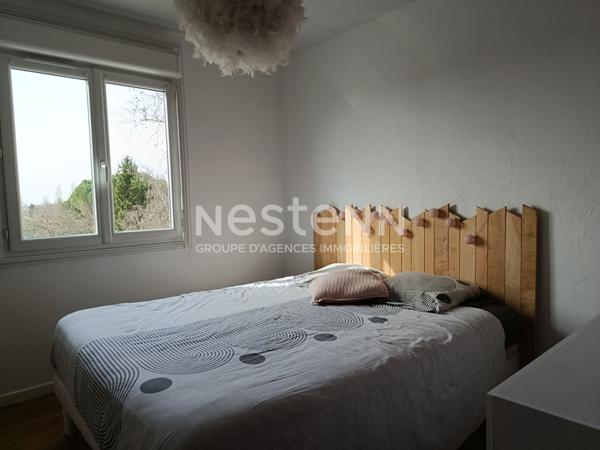 Appartement 3 pièces à vendre à Fontenay-le-Comte, 2 chambres, garage. Pas de travaux.