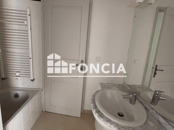 À vendre Appartement 5 pièces 115 m² - Apt 84400