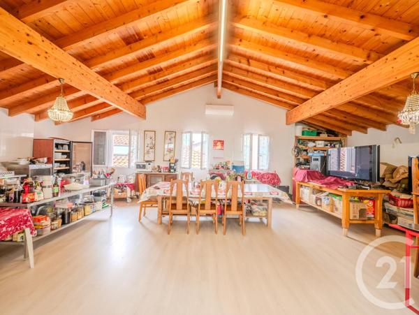 Appartement F8 à vendre  8 pièces - 206,70 m2 DAX - 40