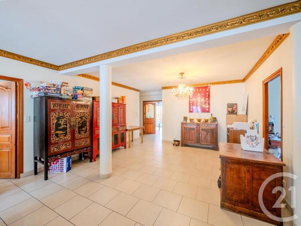 Appartement F8 à vendre  8 pièces - 206,70 m2 DAX - 40