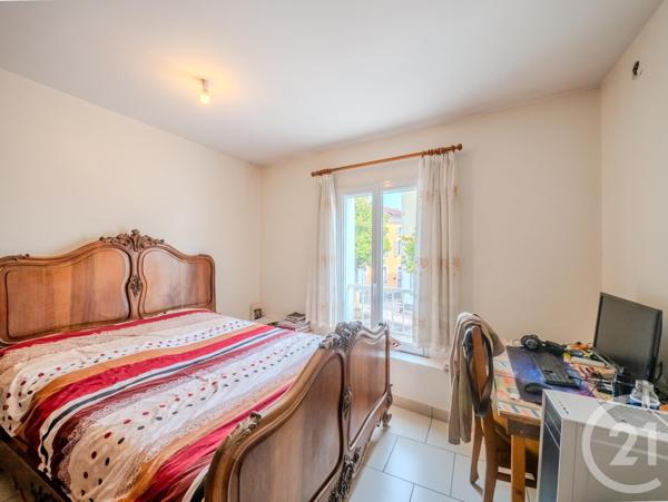 Appartement F8 à vendre  8 pièces - 206,70 m2 DAX - 40