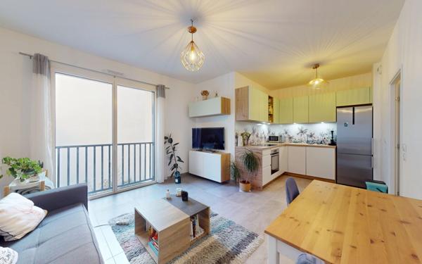 Appartement à vendre    3 pièces • 60,07 m2 Lyon 4