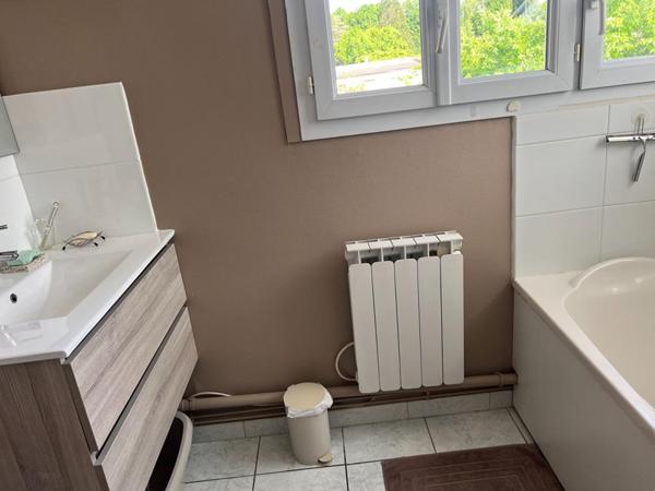 Maison Saint Maixent L Ecole 4 pièce(s) 116 m2