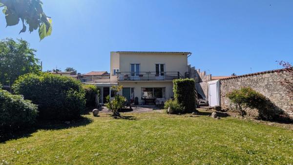 Maison Saint Maixent L Ecole 4 pièce(s) 116 m2