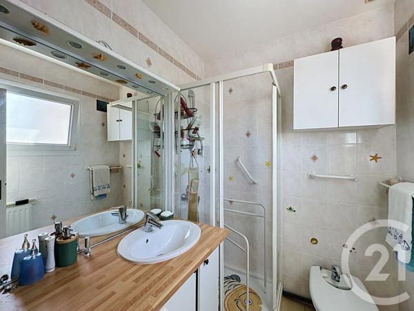 Maison à vendre  3 pièces - 65,18 m 2   ARCACHON  - 33