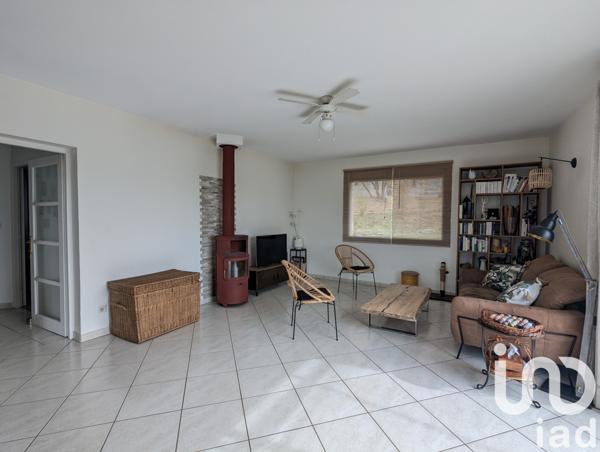 House for sale 4 rooms 154 m² Tournon-sur-Rhône